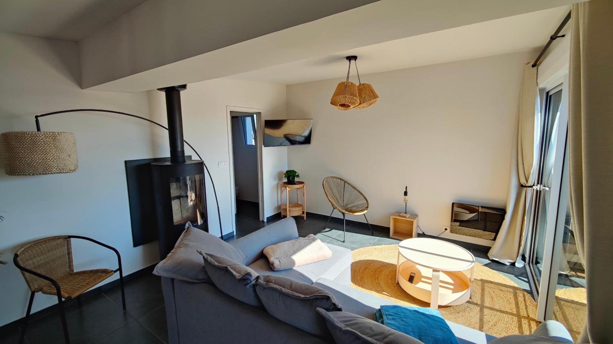 Logis Lina Apartment อากง กูแต็งวิลล์ ภายนอก รูปภาพ