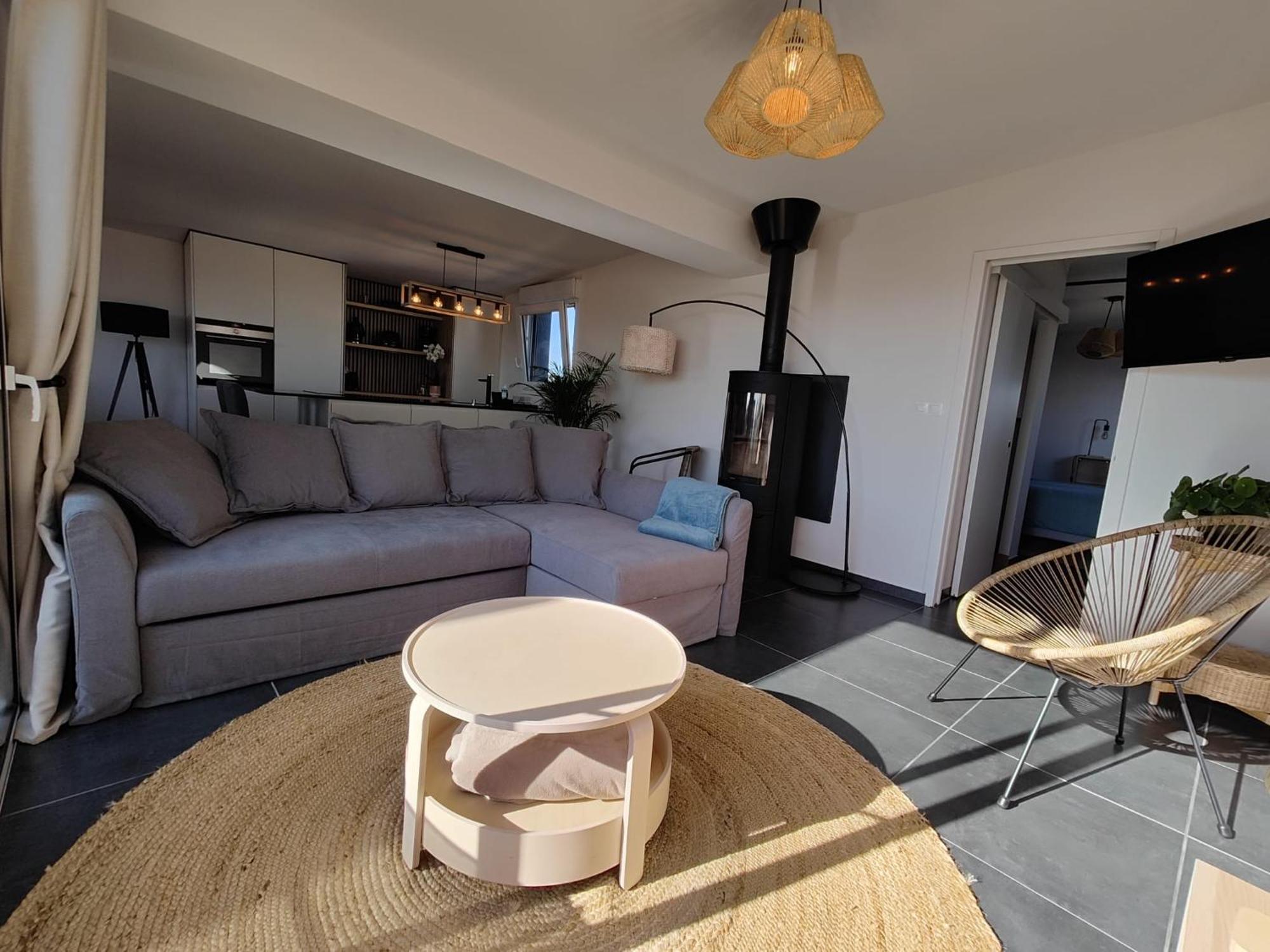 Logis Lina Apartment อากง กูแต็งวิลล์ ภายนอก รูปภาพ